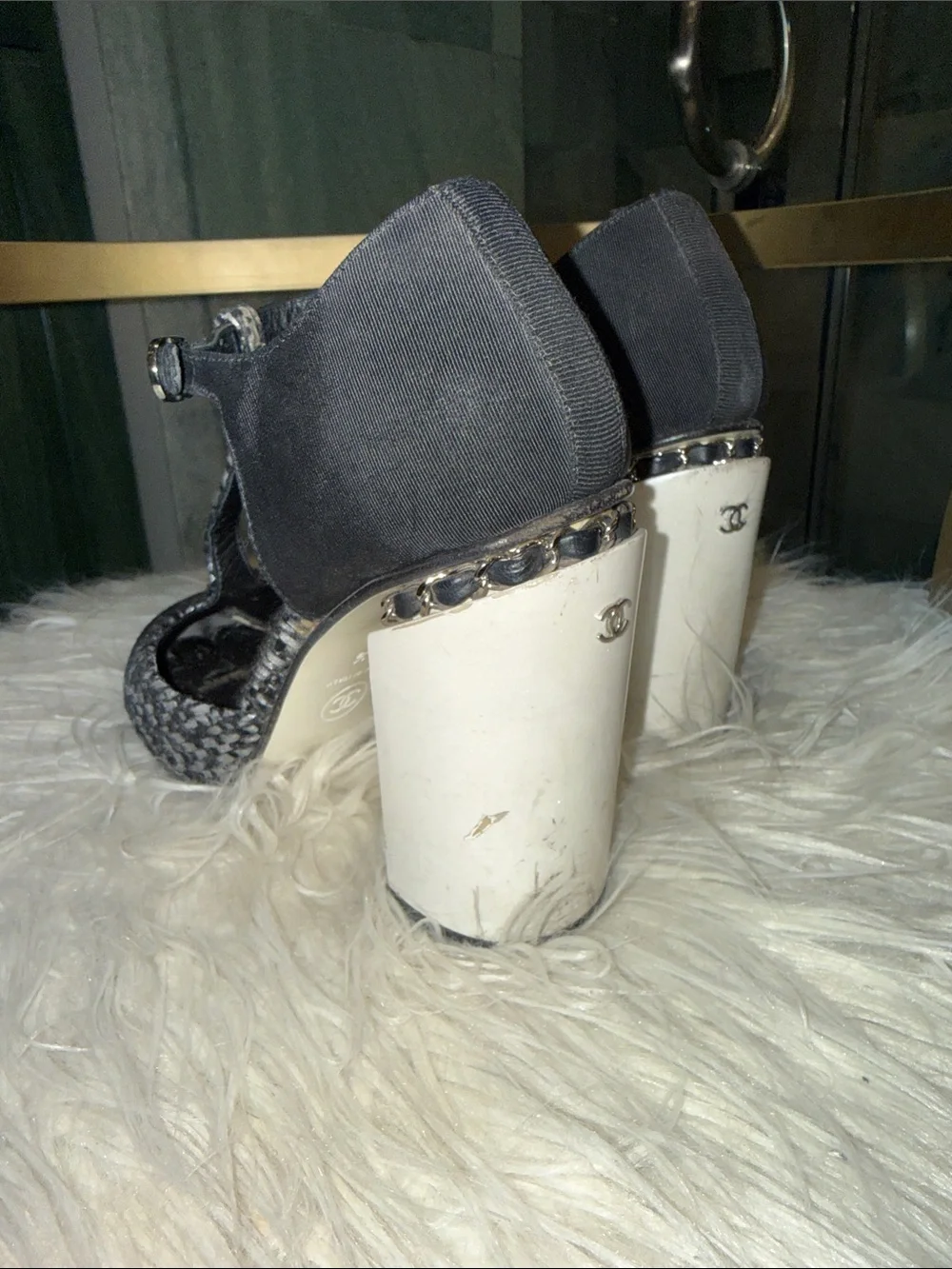 Chanel Black/Monochrome Tweed Fabric Chain T Strap Pumps Size 38.5